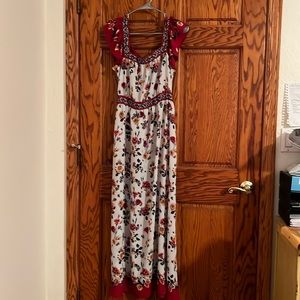 Flower ruffle maxi dress